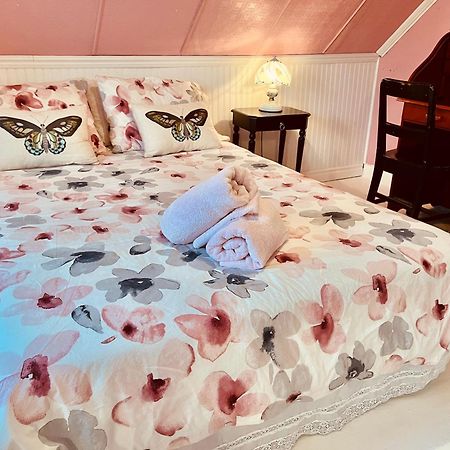 格安德斯波根诺斯Bed & Cafe Petit Papillon住宿加早餐旅馆 外观 照片