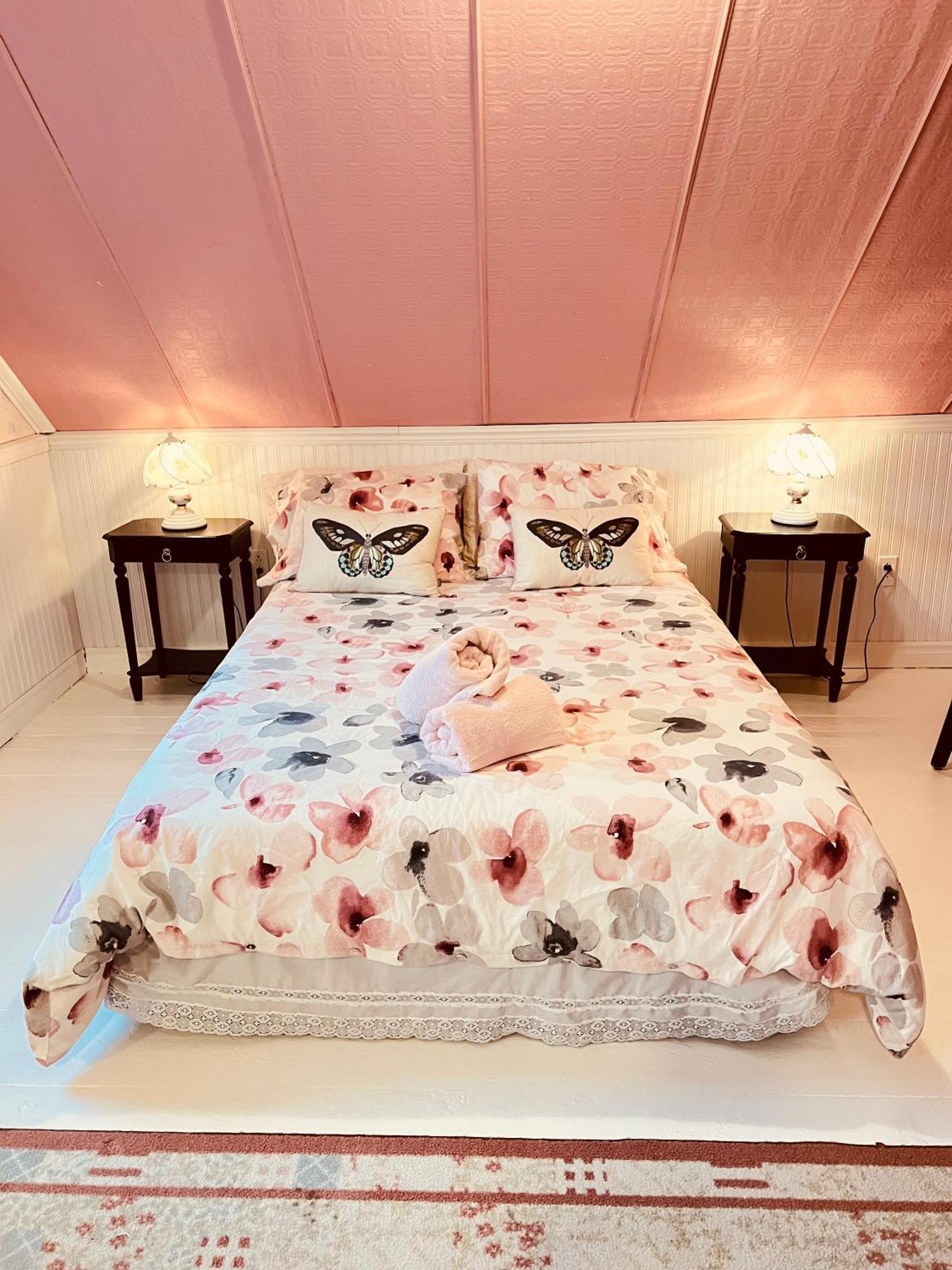 格安德斯波根诺斯Bed & Cafe Petit Papillon住宿加早餐旅馆 客房 照片